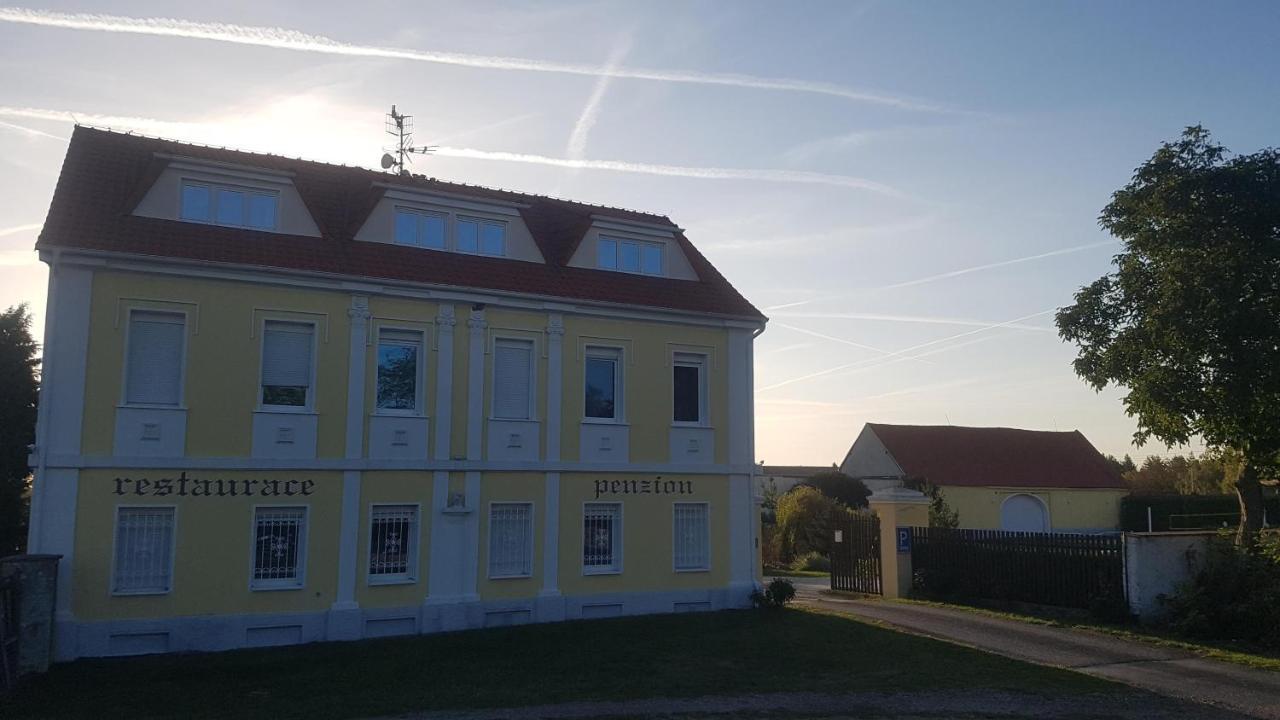 Holiday Centrum Жатец Экстерьер фото